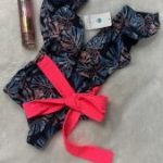 Traje de Baño Entero con Manga y Cinturón – Estilo Elegante & Silueta Definida