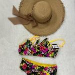 Bikini Floral Cachetero – Comodidad, sensualidad y colores vibrantes
